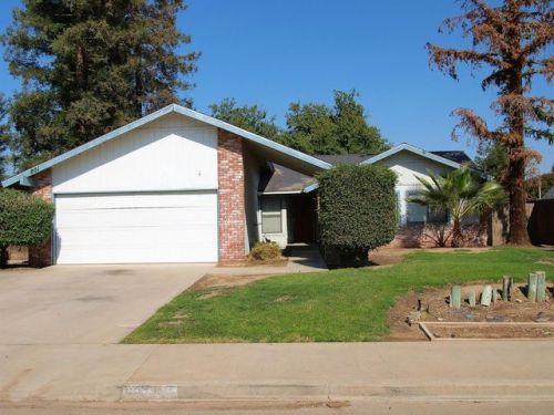 801 Vine St, Exeter, CA 93221-1041