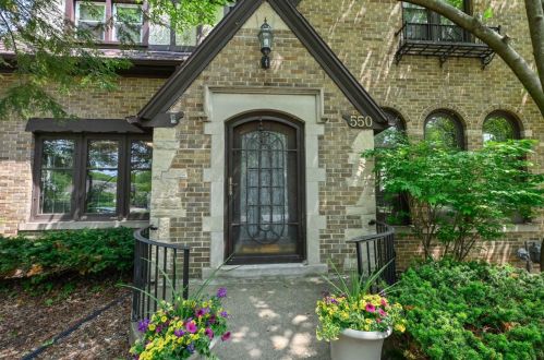 550 68, Milwaukee WI 53214-0016 exterior