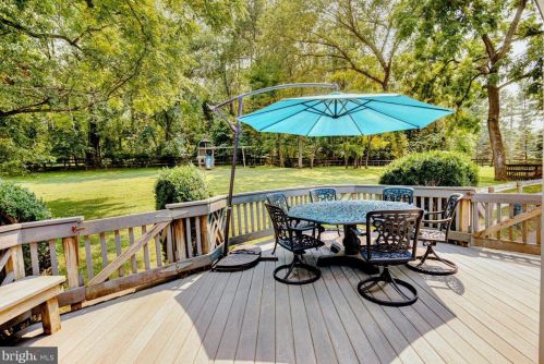 13786 Milltown Rd, Lovettsville VA  20180-3517 exterior