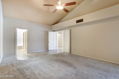 5533 Desert Hills Dr, Scottsdale AZ  85254-5727 exterior