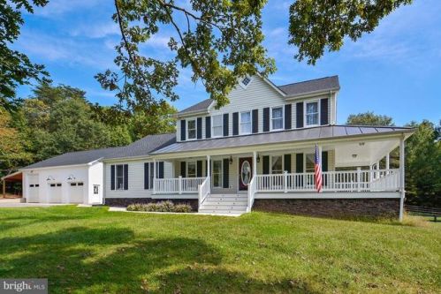 10089 Greenwich Wood Dr, Nokesville VA  20181-1430 exterior