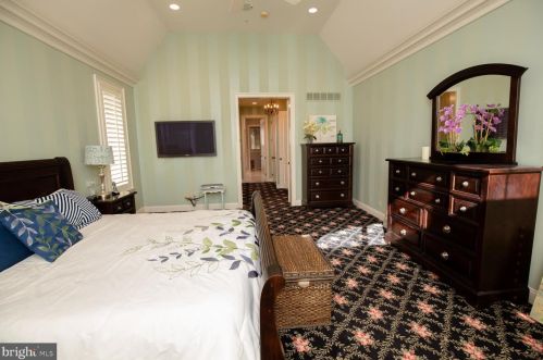 108 Gift Cir, Prospectville PA 19002-2732 exterior