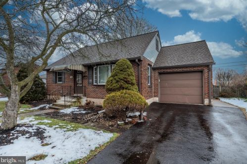 1515 Cherry Ln, Pottstown, PA 19464-5003