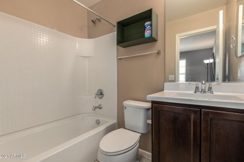 2016 77th Ln, Phoenix AZ  85035-5122 exterior