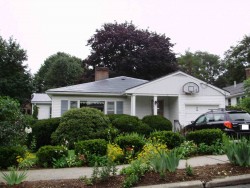 10 Charlemont St, Newton, MA 02461-1908