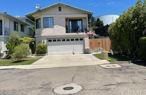 1871 Newport Ave, Pismo Beach, CA 93433-1882