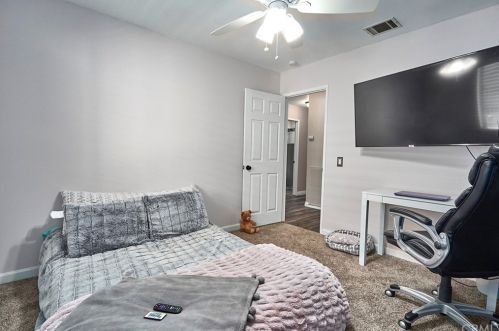17302 Forest Hills Dr, Victorville CA  92395-4618 exterior