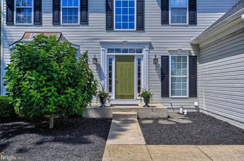 43 Smith Mill Rd, Tolna, PA 17349-8147