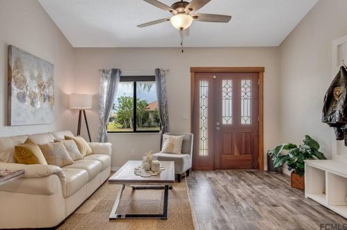 8 Chestnut Ct, Palm Coast FL  32137-8355 exterior