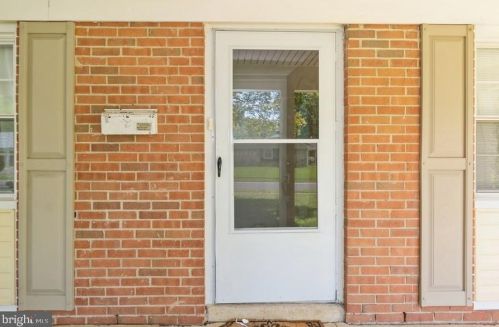 28 Essex Ln, Willingboro NJ  08046-2243 exterior