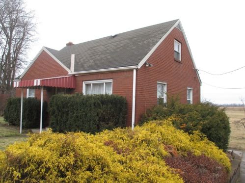615 Delwar Rd, Pittsburgh, PA 15236-1330