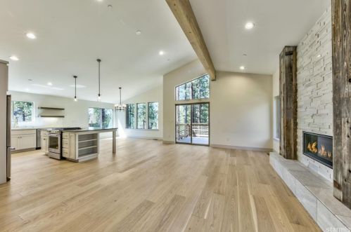 1012 Boulder Mountain Ct, South Lake Tahoe, CA 96150-5525