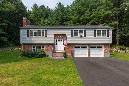 14 Lido Ln, Bedford, MA 01730-1313