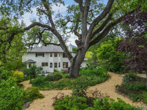 5608 Newanga Ave, Santa Rosa, CA 95405-7433