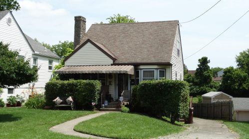 121 Renshaw Ave, Newport, KY 41076-1044