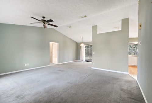 2571 Mcdonald St, Fort Pierce, FL 34953-2585