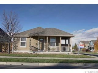 55497 29th Pl, Strasburg, CO 80136-7425