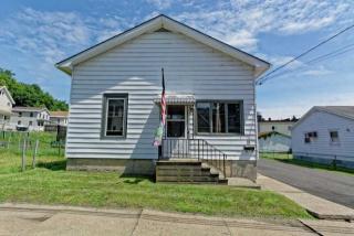 36 Maple St, Mechanicville NY  12118-1108 exterior