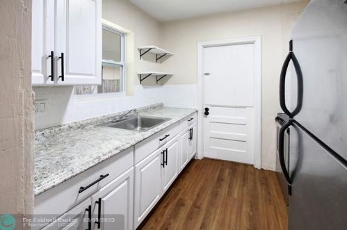 1602 17 Ave, Hollywood FL 33020-2814 exterior