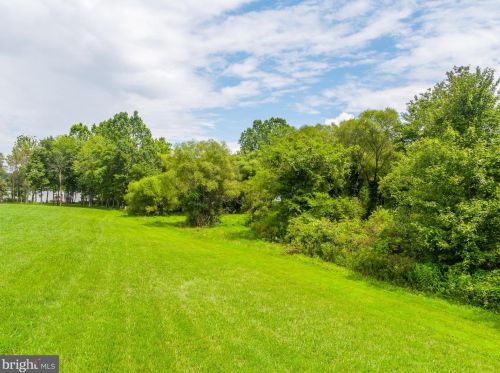 26605 Pennfields Dr, Madison Mills VA  22960-3669 exterior