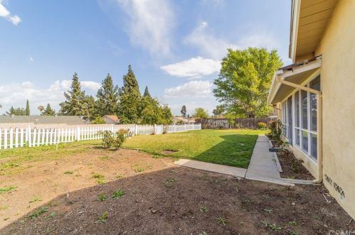 5361 Golden Ave, Riverside CA  92505-2416 exterior