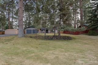 20119 Reed Ln, Bend, OR 97702-2125