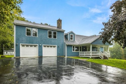 30 Knollcrest Dr, Brookfield Center, CT 06804-3711