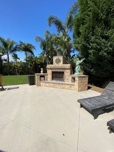 1863 Irvine Ave, Newport Beach, CA 92660-3710