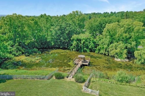 2204 Brook Creek Rd, Toms Brook VA  22660-2544 exterior