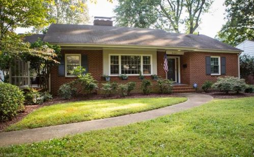 3407 Kirby Dr, Greensboro, NC 27403-1018