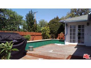 5759 Noble Ave, Van Nuys CA  91411-3231 exterior