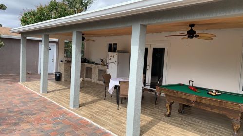 4758 Alberta Ave, West Palm Beach, FL 33417-2926