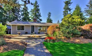 14091 23rd Pl, Seattle, WA 98125-3328