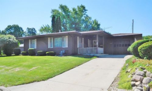 303 Adams St, Jefferson, IA 50129-2003