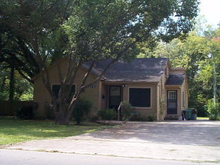 1101 Valderas St, Angleton TX  77515-3226 exterior