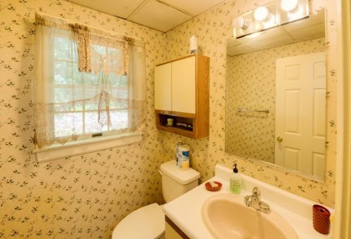 14 Linwood Rd, Natick MA 01760-3707 exterior