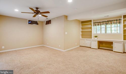 4204 Crooked Stick Ct, Fredericksburg VA  22408-9215 exterior