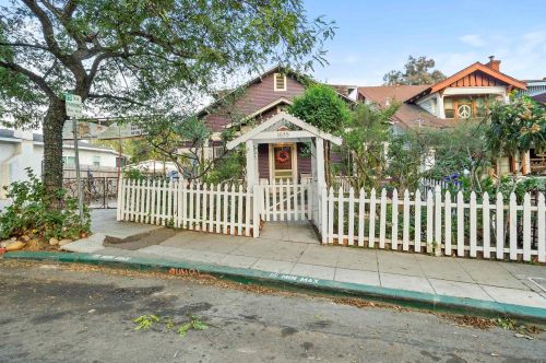 1635 Fern St, San Diego, CA 92102-1434