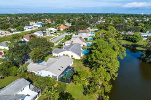 4100 10th St, Delray Beach FL  33445-1931 exterior