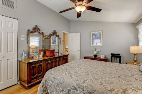 14 Twain Ave, Old Bridge NJ  08857-2109 exterior