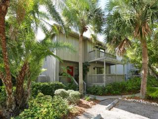 1368 Landings Dr, Sarasota, FL 34231-3207
