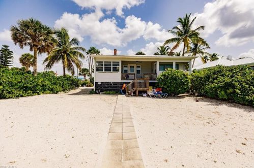98 Sterling Ave, Fort Myers Beach, FL 33931-4234