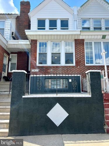 3902 Dungan St, Philadelphia, PA 19124-5506
