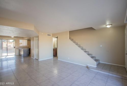 5821 59th Dr, Glendale, AZ 85301-5801