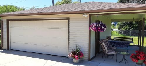 6153 Indiana Ave, Cudahy, WI 53110-2846
