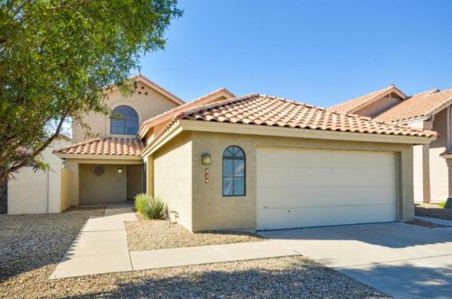 818 Cholla St, Chandler, AZ 85224-4290
