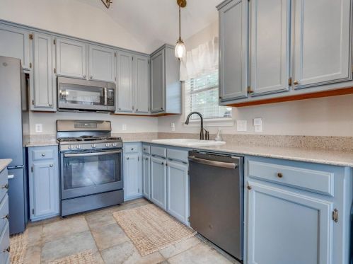 1100 Prospect Dr, Lewisville TX  75028-2548 exterior