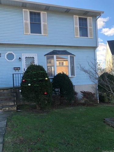 8 Woodland Ave, Rye Brook, NY 10573-2946
