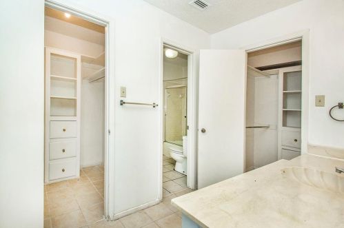 624 Woodhaven Pl, Richardson, TX 75081-5108