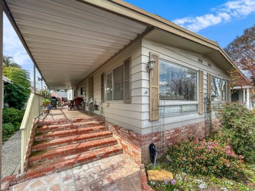 152 Quail Hollow Dr, San Jose, CA 95128-4543